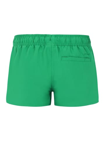 Protest " PRTEvi JR in Jardin Green