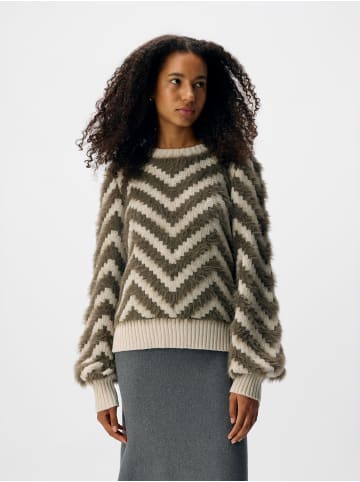 Object Pullover in White Sand 2