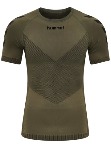 Hummel Hummel T-Shirt Hummel First Multisport Herren Atmungsaktiv Leichte Design Feuchtigkeitsabsorbierenden Nahtlosen in GRAPE LEAF