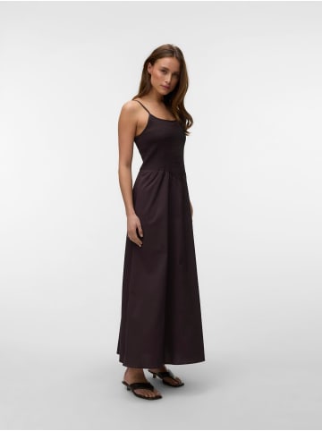 Vero Moda Gesmoktes Kleid in Chocolate Torte