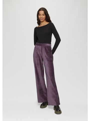 QS Hose in 4988_aubergine