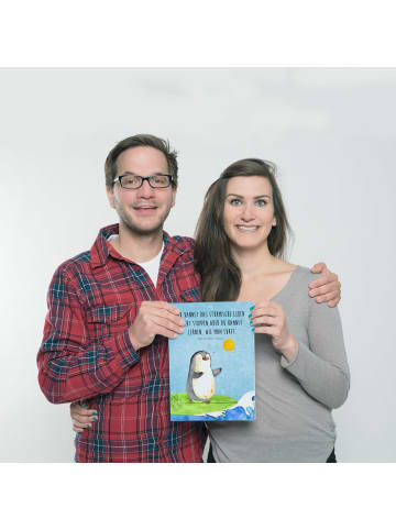 Mr. & Mrs. Panda Wandbild Pinguin Surfer mit Spruch in Eisblau
