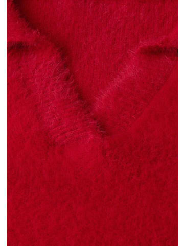 Street One Pullover in Racing Red