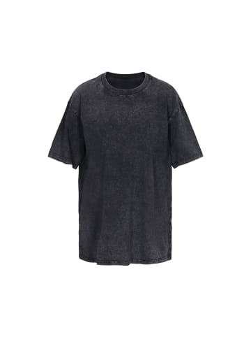 PLUMDALE Men T-Shirt in BLACK