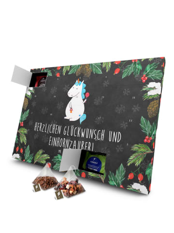 Mr. & Mrs. Panda Adventskalender Einhorn Baby mit Spruch in Kreidetafel