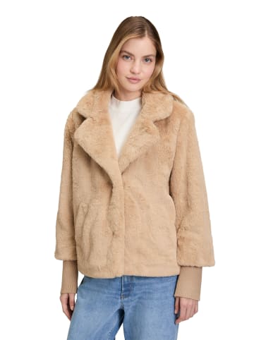 Betty Barclay Outdoorjacke mit Plüsch in Beige
