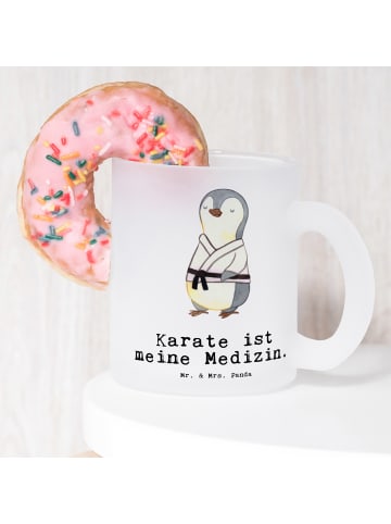 Mr. & Mrs. Panda Trinkglas Pinguin Karate mit Spruch in Transparent