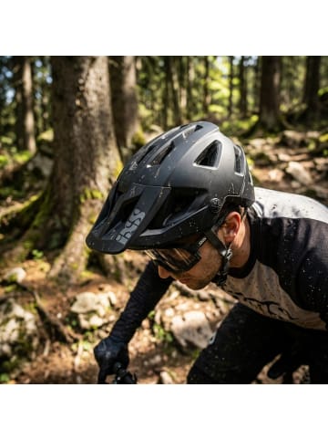 BASIL iXS Trigger AM helmet