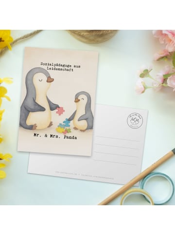 Mr. & Mrs. Panda Postkarte Sozialpädagoge Leidenschaft Design mi... in Weiß