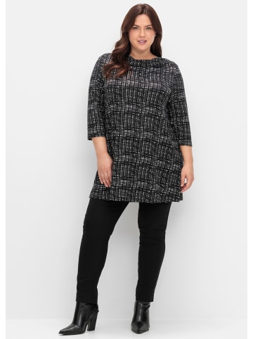 sheego Longshirt in schwarz-weiß