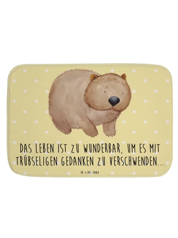 Mr. & Mrs. Panda Badematte Wombat mit Spruch in Gelb Pastell