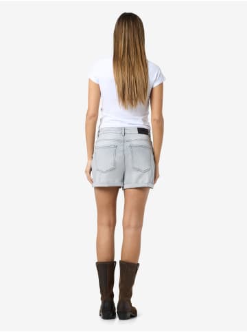 Noisy may Kurze Jeansshorts mit Umschlag und Taschen in Grau