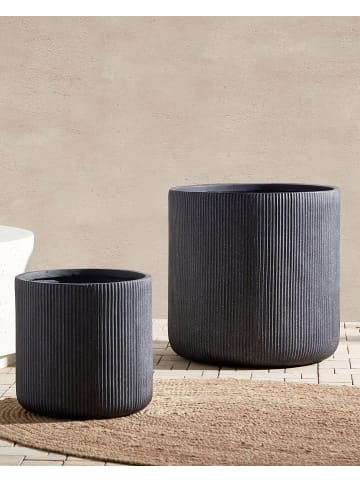 Beliani Outdoor Blumentopf OREOI in Grau - (W) 55 x (H) 55 x (L) 55 cm