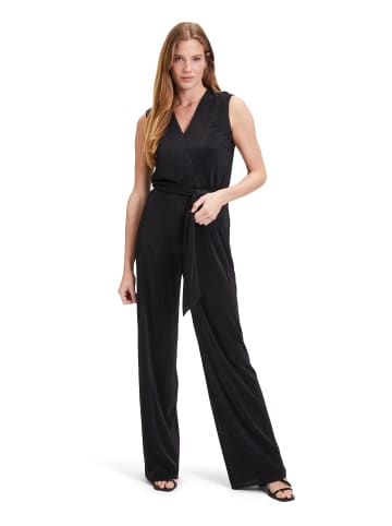 Vera Mont Jumpsuit mit Bindegürtel in Schwarz