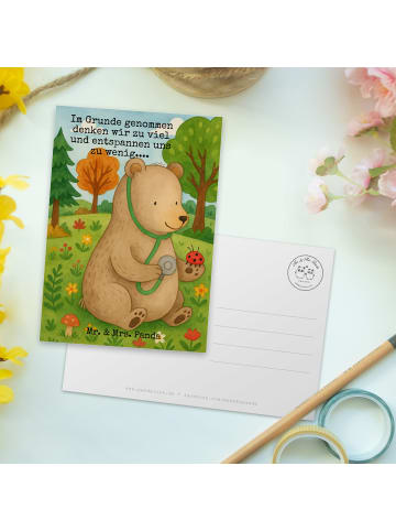 Mr. & Mrs. Panda Ansichtskarte Bär Arzt Design mit Spruch in Weiß
