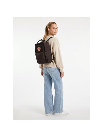 FJÄLLRÄVEN Kanken Mini Daypack 29 cm black oak