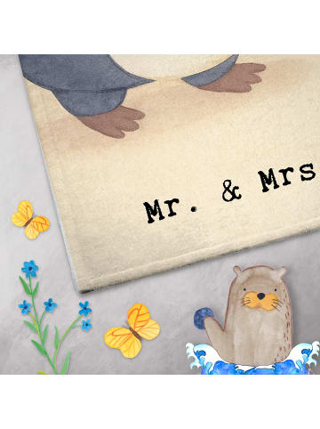 Mr. & Mrs. Panda Handtuch Friseurin Leidenschaft Design mit Spruch in Weiß