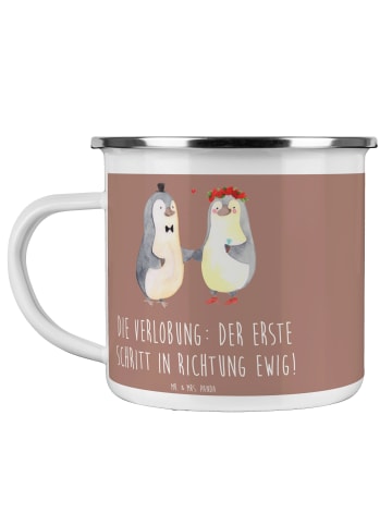 Mr. & Mrs. Panda Camping Emaille Tasse Verlobung Schritt mit Spruch in Braun Pastell