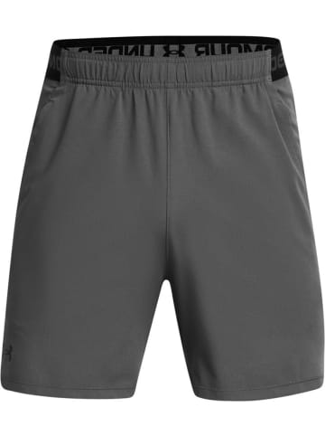 Under Armour Sportshorts "Ua Vanish Woven 6In Shorts" in Grau