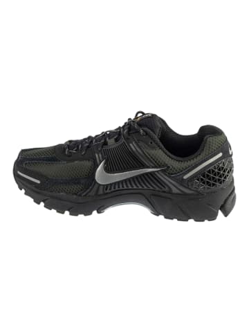 Nike Nike Zoom Vomero 5 in Grün