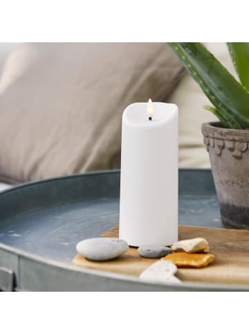 STAR Trading Große LED Outdoor-Kerze ,Flamme, Batterie und Timer, flackernd, warmw
