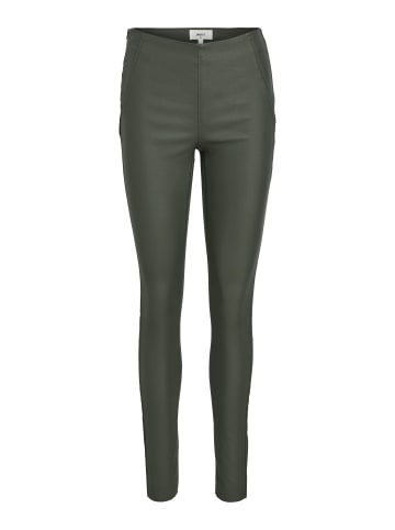 Object Leggings in Duffel Bag