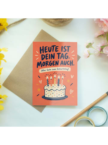 Mr. & Mrs. Panda Grußkarte Kuchen modern Design mit Spruch in Weiß