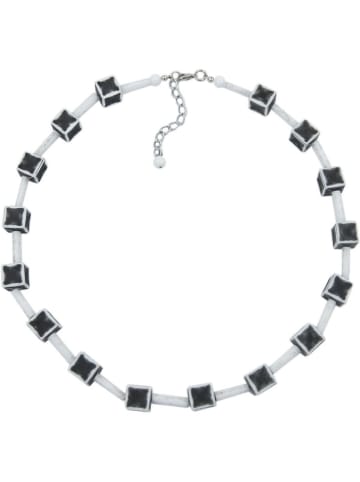 Gallay Kette Kunststoffperlen Würfel 10x10mm schwarz-grau-weiß 45cm in schwarz/weiß