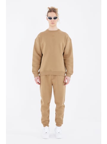 Megaman Basic Jogger Set Oversize Fit in Cappuccino