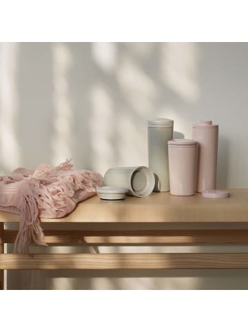 Stelton Thermosflasche Carrie in Rosa