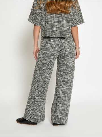 Peppercorn Hose in Fog Sand Mel.