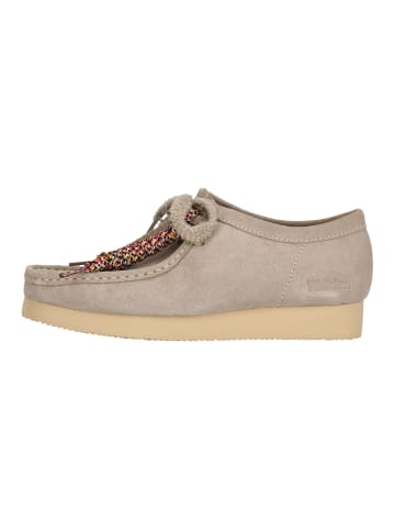 Clarks Schnürschuhe Wallabee in 1247 Sand Suede