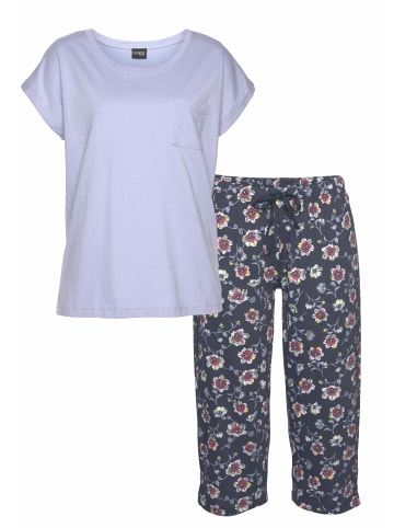 Vivance Active Capri-Pyjama in hellblau/dunkelblau-geblümt