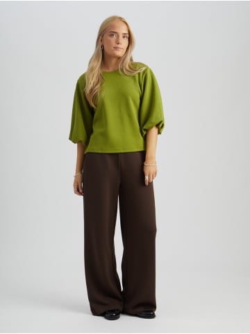 Peppercorn Sweatshirt in Calla Green