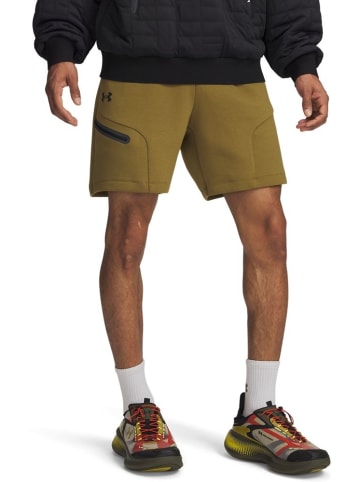 Under Armour Short "Unstoppable Fleece Shorts" in Grün