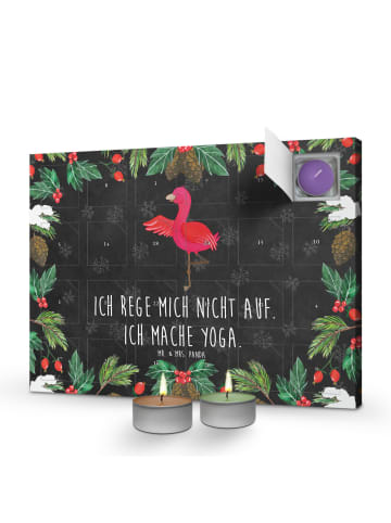 Mr. & Mrs. Panda Adventskalender Flamingo Yoga mit Spruch in Kreidetafel