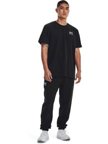 Under Armour T-Shirt "Heavyweight" in Schwarz