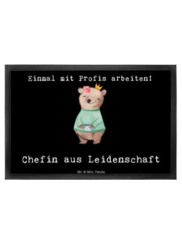 Mr. & Mrs. Panda Bodenvorleger Chefin Leidenschaft mit Spruch in Schwarz
