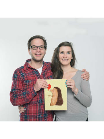 Mr. & Mrs. Panda Poster Igel Luftballon ohne Spruch in Gelb Pastell