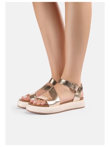 INUOVO Sandalen in Gold/Beige