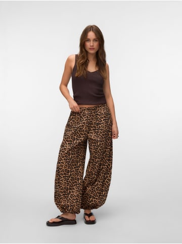 Vero Moda Hose mit weitem Beinschnitt in Black Beauty