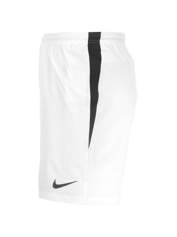 Nike Performance Trainingsshorts Dry Venom Woven in weiß / schwarz