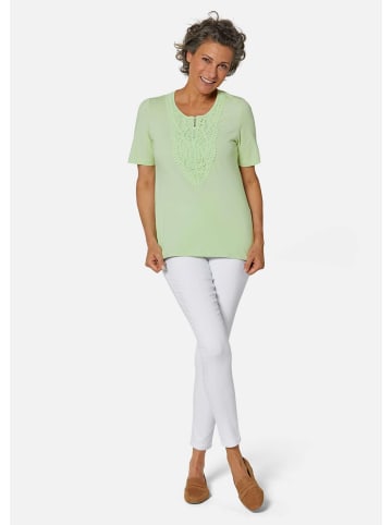 GOLDNER Rundhalsshirt mit Häkelspitze in lindgrün