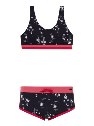 Protest " PRTPHILLA JR in True Black