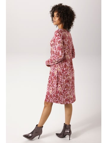 Aniston CASUAL A-Linien-Kleid in rosa-rot-malve-ocker-oliv-grün-weiß