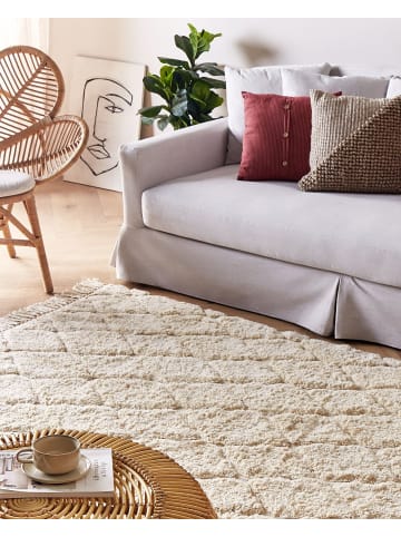 Beliani Kurzflor SILCHAR in Beige - (W) 140 x (H) 1.5 x (L) 200 cm