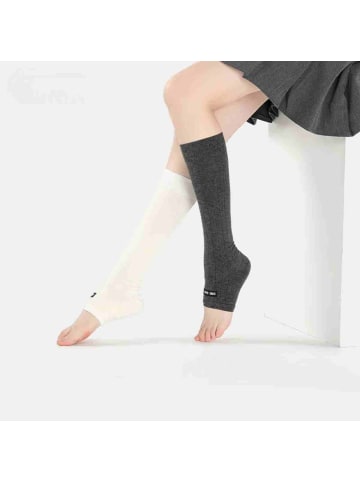 MUNADUNA Dünne Fußstulpen in Grau