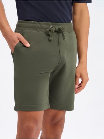 Nils Sundström Shorts in oliv - 0005
