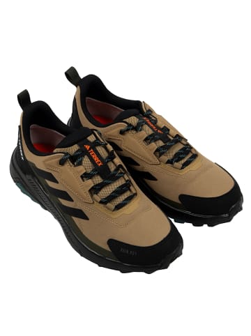 adidas Wanderschuh in Braun