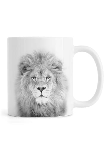 Juniqe Tasse "Lion" in Grau & Schwarz